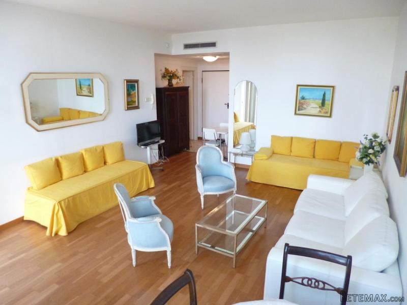 Fabulous Location With Balconies And..