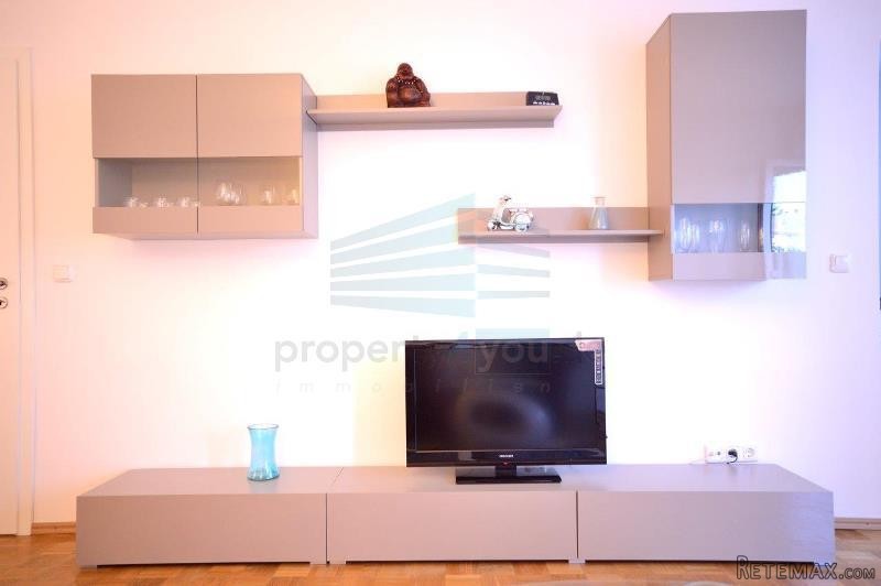 Sehr schones mobliertes 1.0-Zimmer..