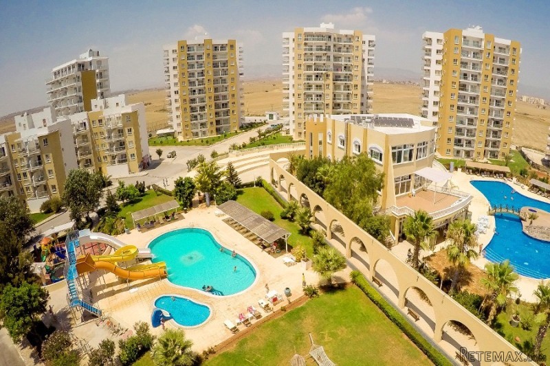 Sea View East Coast 3 Bed Apartment