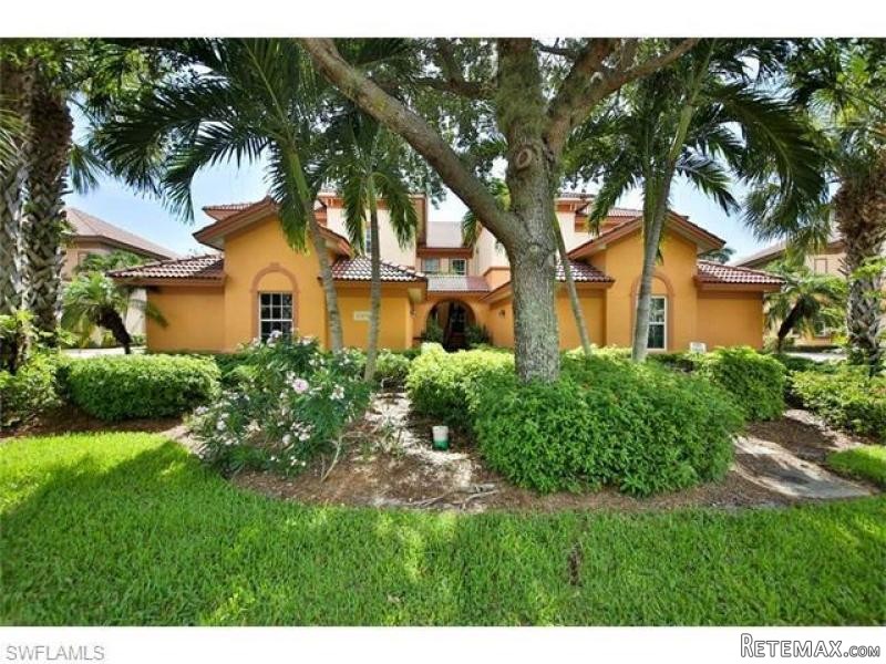 3 bedroom Condominium For Sale: Miromar..
