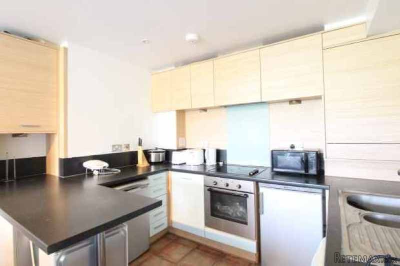2 bedroom, Flat house for sale