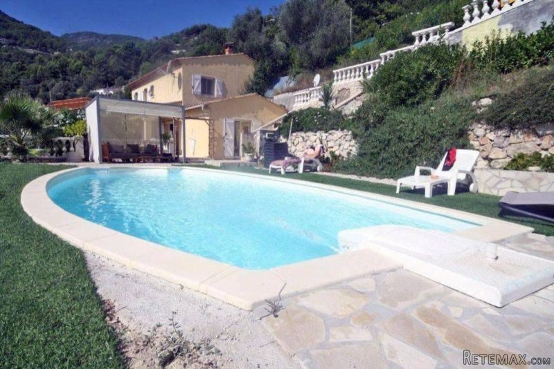 Sale House - Le Broc
