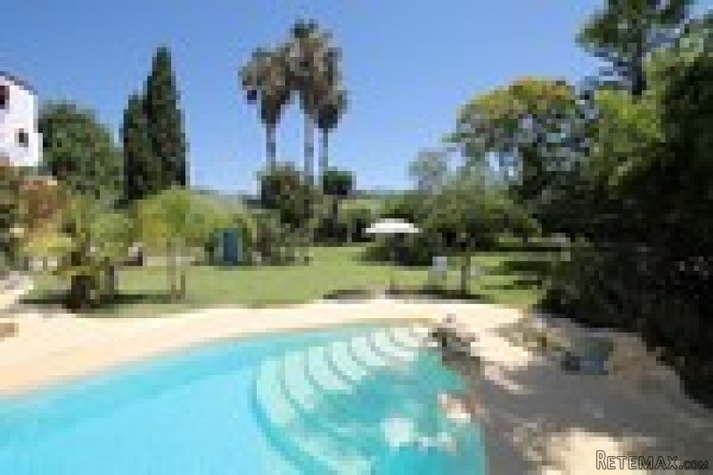 4 Bedrooms - Villa - Malaga - For Sale - 2
