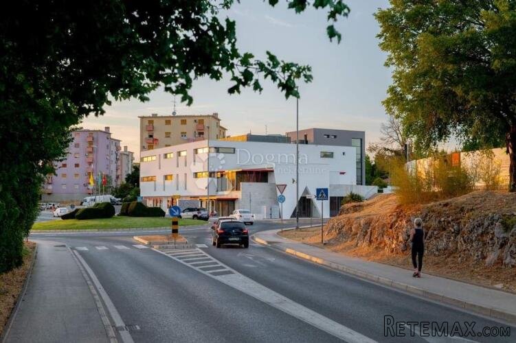 VIŠE POSLOVNIH PROSTORA NA ATRAKTIVNOJ LOKACIJI, NOVOGRADNJA - 3