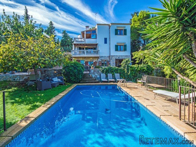 Detached villa of 349m2 in a plot of 3023m2 with views.. - 4