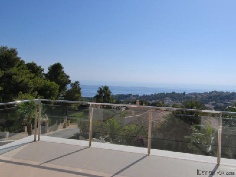 4 Bedrooms - Villa - Alicante - For Sale - 2
