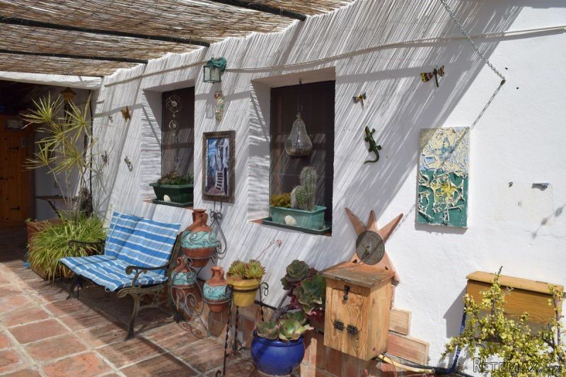Country Houses for Sale in Comares.. - 2