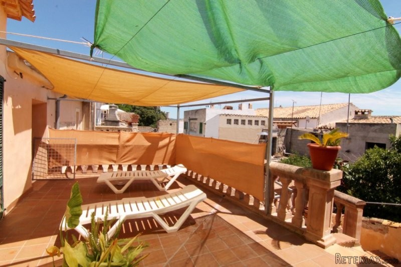 Perfectly reformed, ancient townhouse..