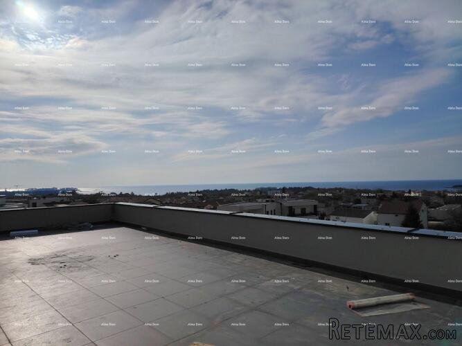 Poreč, Veli Maj, PENTHOUSE S PANORAMNIM POGLEDOM NA MORE - 2