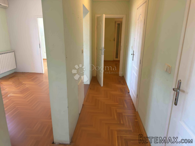 PRILIKA! Prostrani stan u Puli 113 m2 - 3