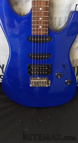 Vintage V100 Gold Top i SQUIER SHOWMASTE - 4