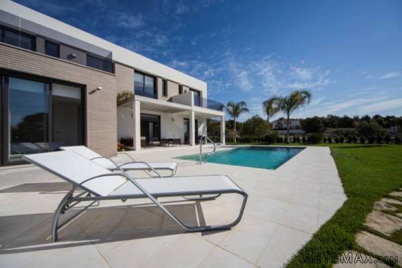 4 Bedroom 5 Bathroom Villa In Benidorm.. - 2