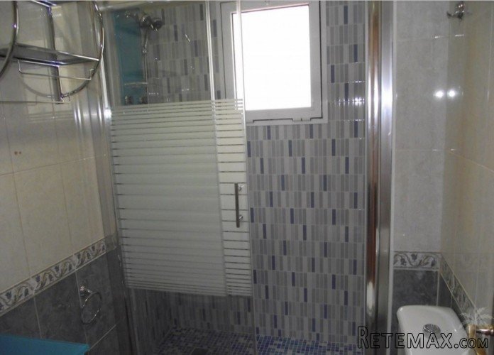 This beautiful 2 bedroom apartment in the bustling heart of.. - 6