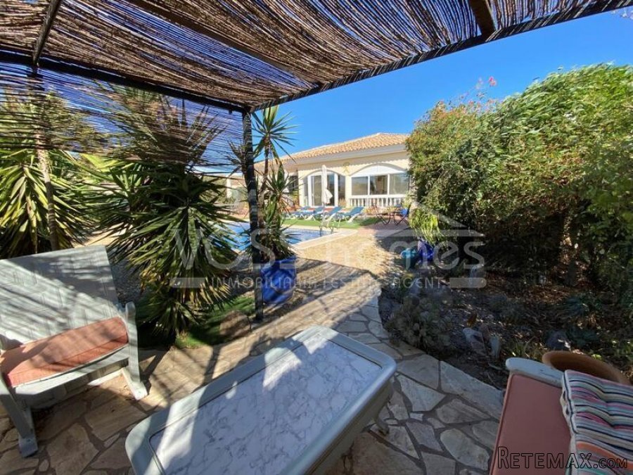 NEW & EXCLUSIVE LISTING TO VOSS HOMES - A WOW, spacious.. - 8