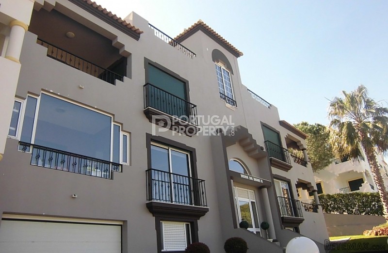 Spacious and Modern Penthouse Apartment..