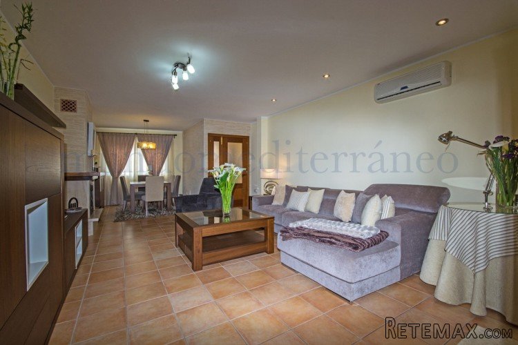 Excellent town house in the quiet charming village of.. - 2