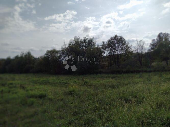 40km od Zagreba, rodna zemlja - 3