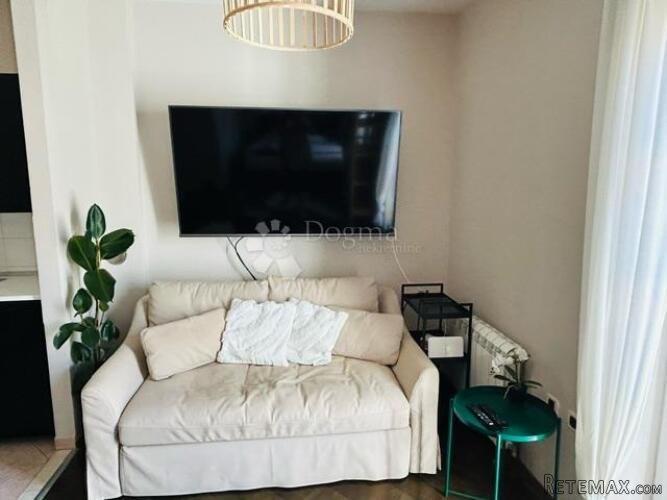 Moderan studio apartman u centru - 3