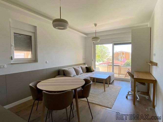 Nov apartman sa pogledom na more 41m2-Buljarica