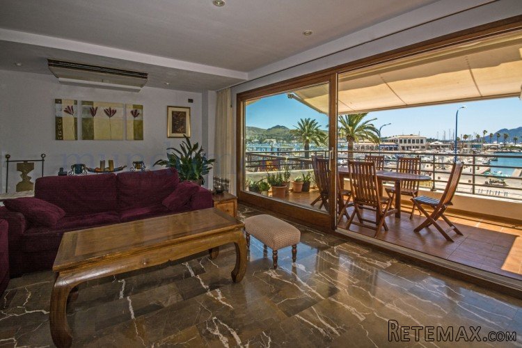 Seafront duplex with amazing views of the Marina and the.. - 2