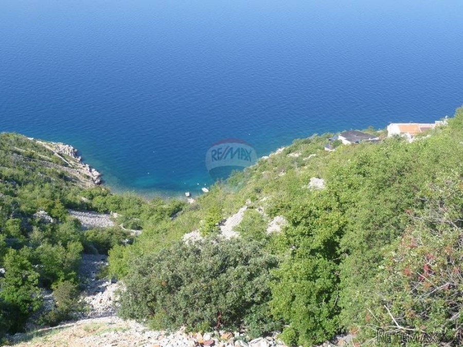 Starigrad - poljoprivredni teren blizu mora - 2