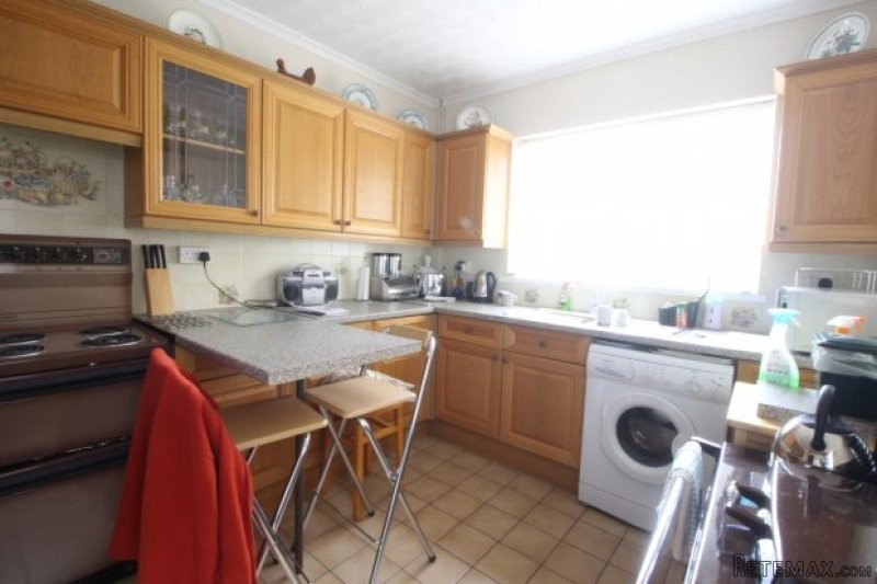 3 bedroom, Semi-detached House house.. - 2