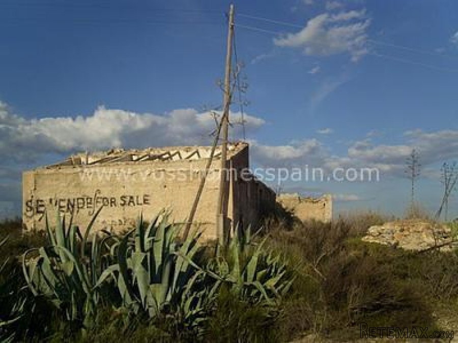 Rustic Land for sale which has a large 150m2 ruin in a.. - 4