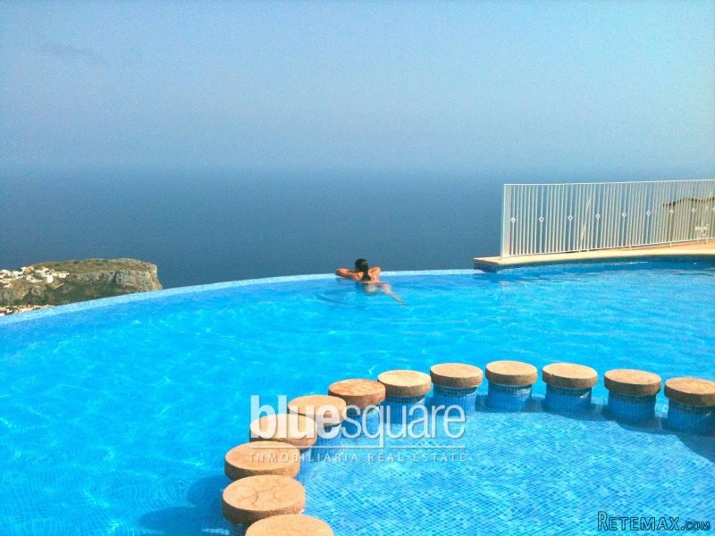 Penthouse 2 bed-2 bathroom with..