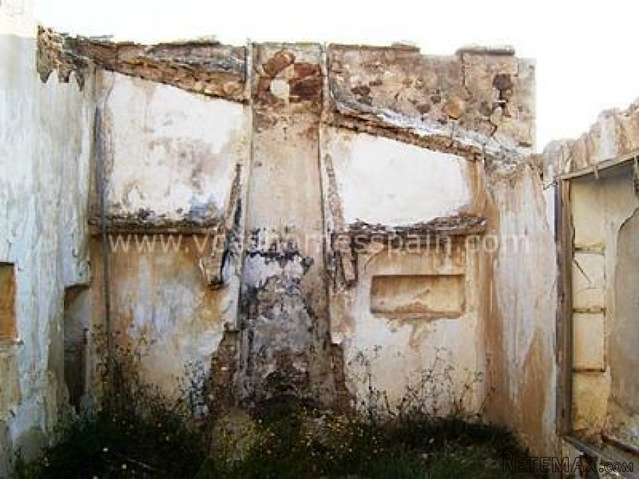 Rustic Land for sale which has a large 150m2 ruin in a.. - 6