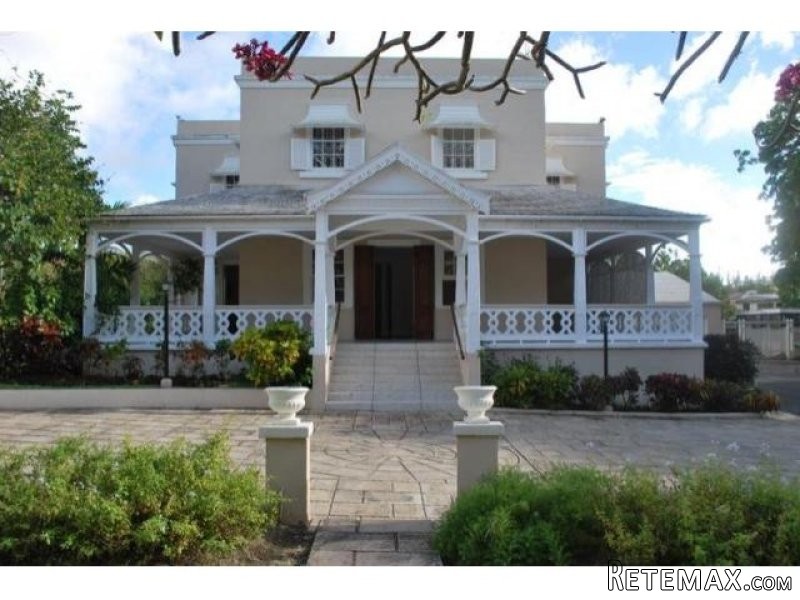4 bedroom Property For Sale: Reed..