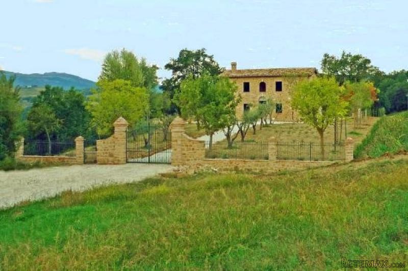 House - Marche - For Sale - 2