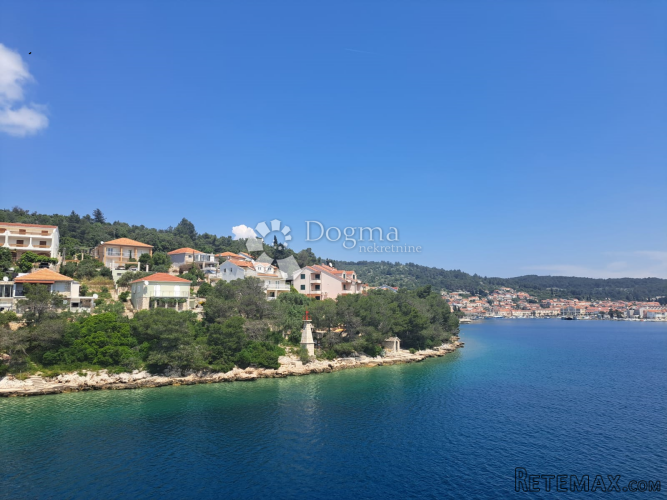 OTOK KORČULA-VELA LUKA-GRAĐEVINSKO ZEMLJIŠTE!