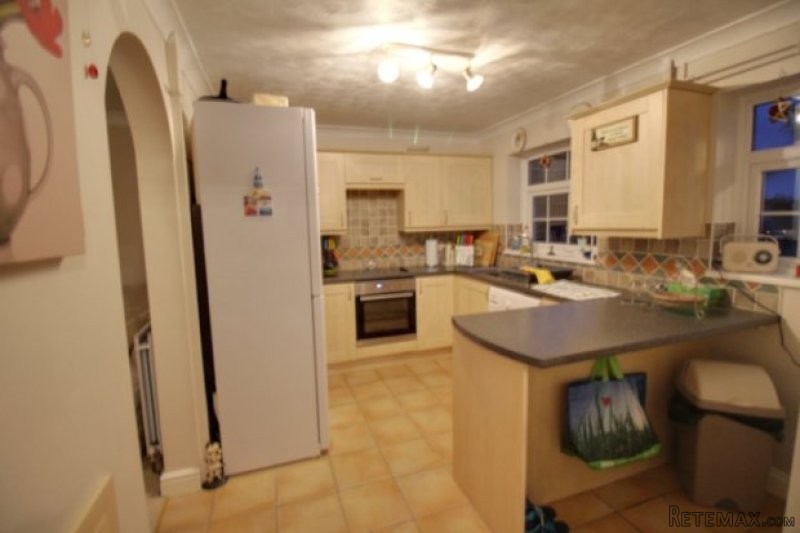2 bedroom, Semi-detached House house.. - 2