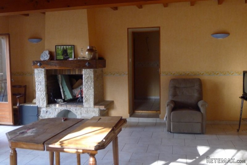 4 Bed Family Home To Modernise With.. - 2