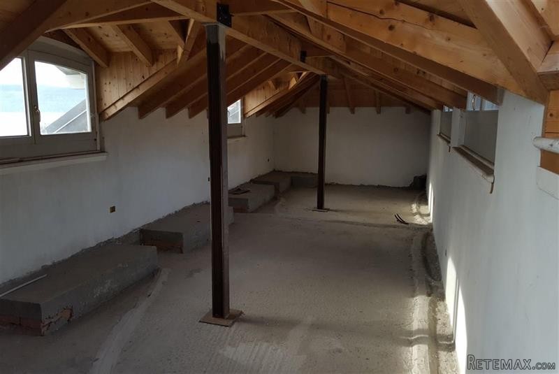 Apartment For Sale: Intra, Verbania.. - 2