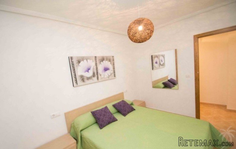 This apartment in Torrevieja near the Habeneras shopping.. - 4