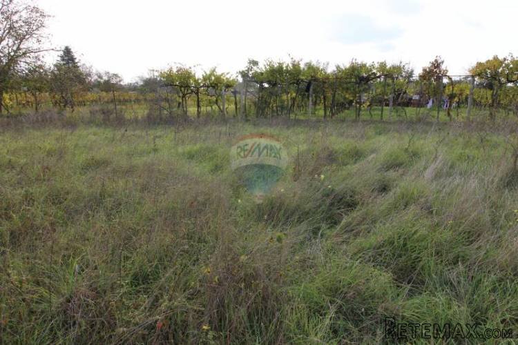 PULA, VELI VRH, GRAĐEVINSKO ZEMLJIŠTE 648 M2 - 3