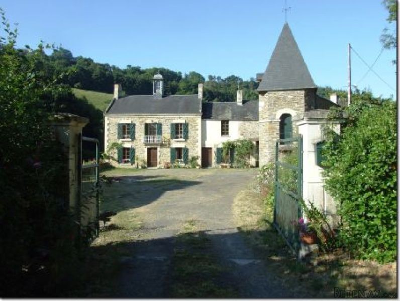 Period House with Outbuildings