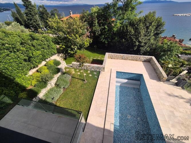 OPATIJA,VOLOSKO- NOVOGRADNJA, stan s bazenom i pogledom na m - 2