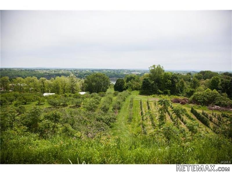 6 bedroom House For Sale: 10 Milton.. - 2