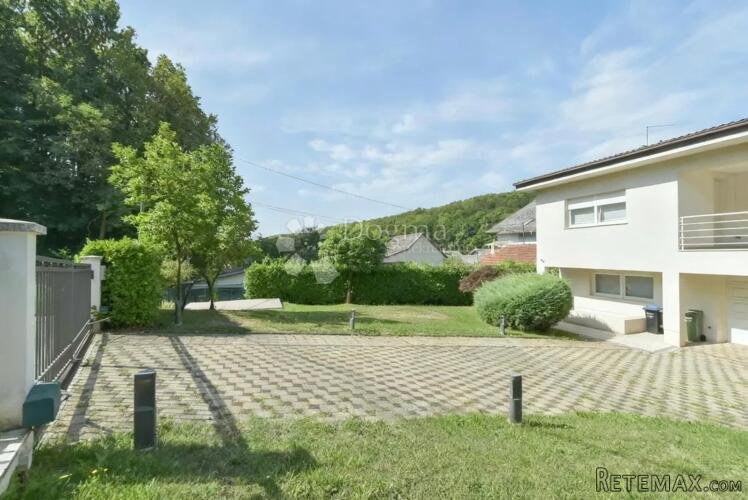 Granešina, obiteljska vila za prodaju - 3