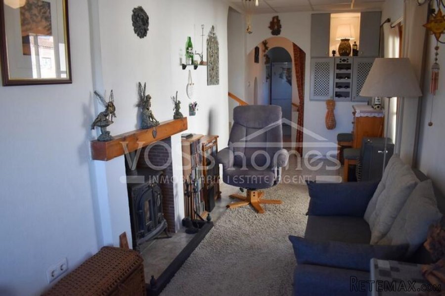 NEW & EXCLUSIVE LISTING FOR VOSS HOMES - A very.. - 13