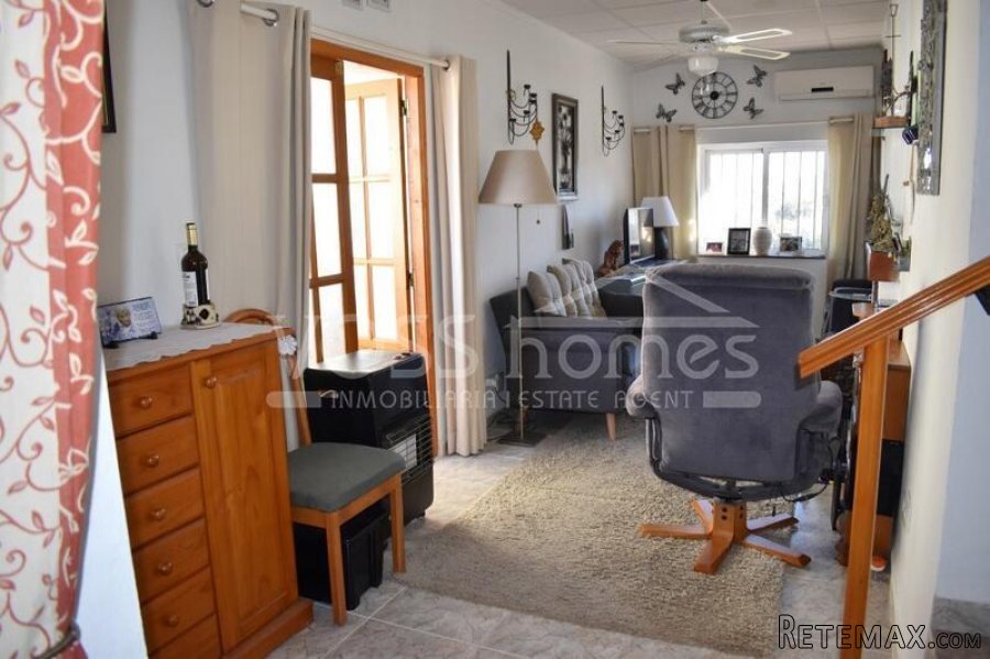 NEW & EXCLUSIVE LISTING FOR VOSS HOMES - A very.. - 14