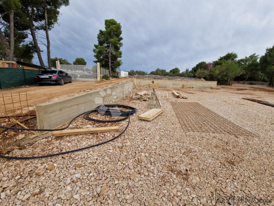 Poljoprivredno Zemljište u građevinskoj zoni Mali Lošinj - 4