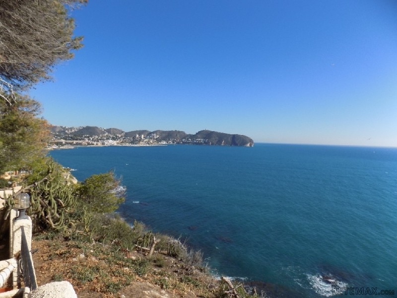 4 Bedrooms - Villa - Alicante - For Sale