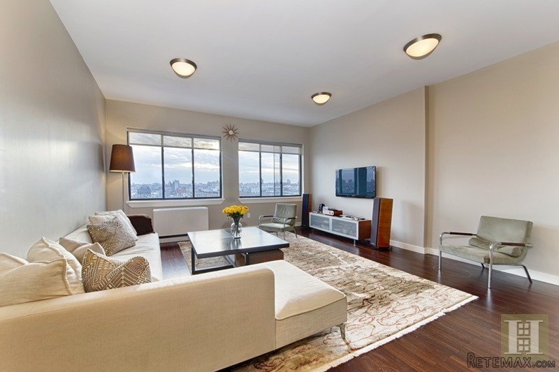 3 bedroom Apartment For Sale: 1610..