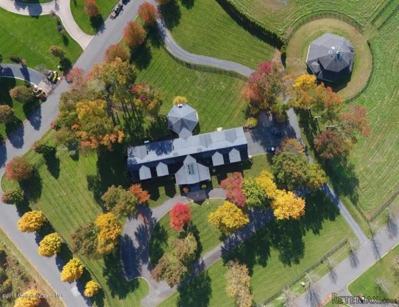 7 bedroom Detached House For Sale: 1..