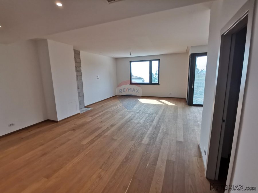 OPATIJA CENTAR - luksuzan stan na 4. katu s liftom - 8