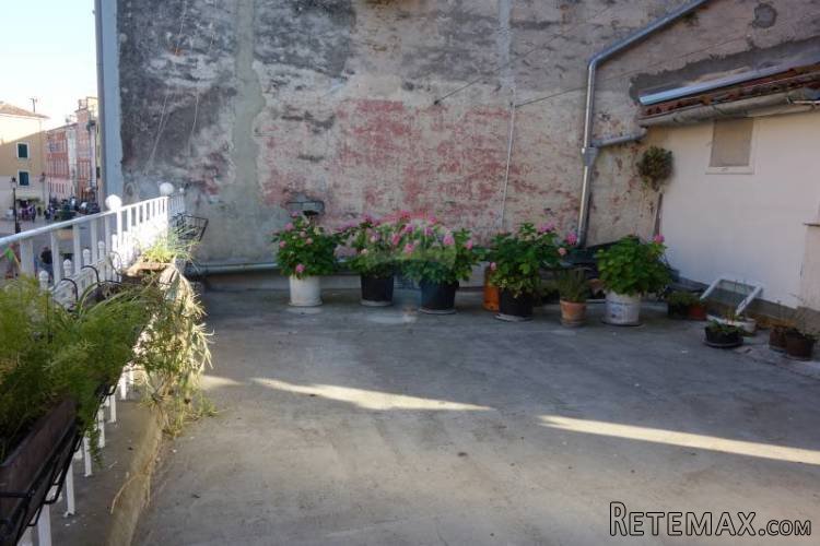 ROVINJ,CENTAR-KUĆA ZADNJA U NIZU - 4
