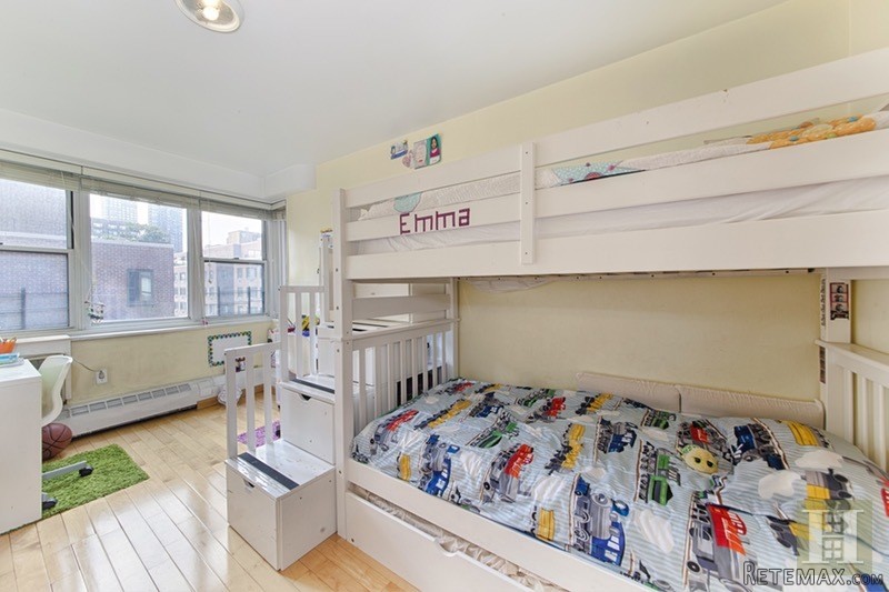 2 bedroom Apartment For Sale: 1175 YORK.. - 2